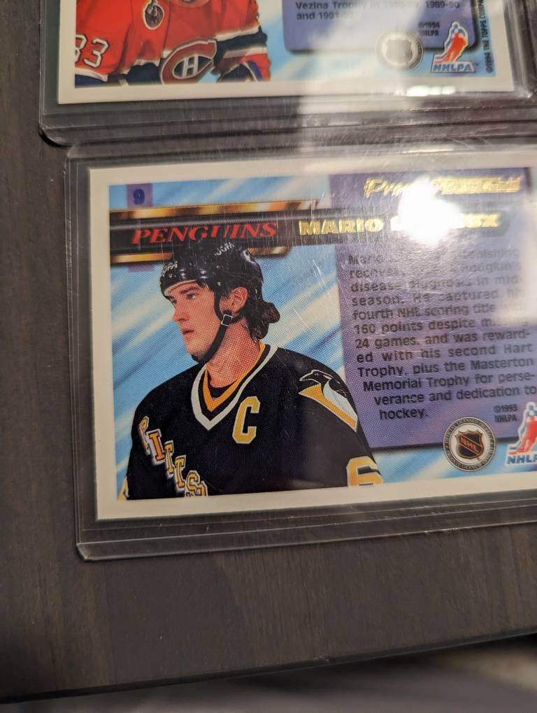 Early 1990s hockey card set
