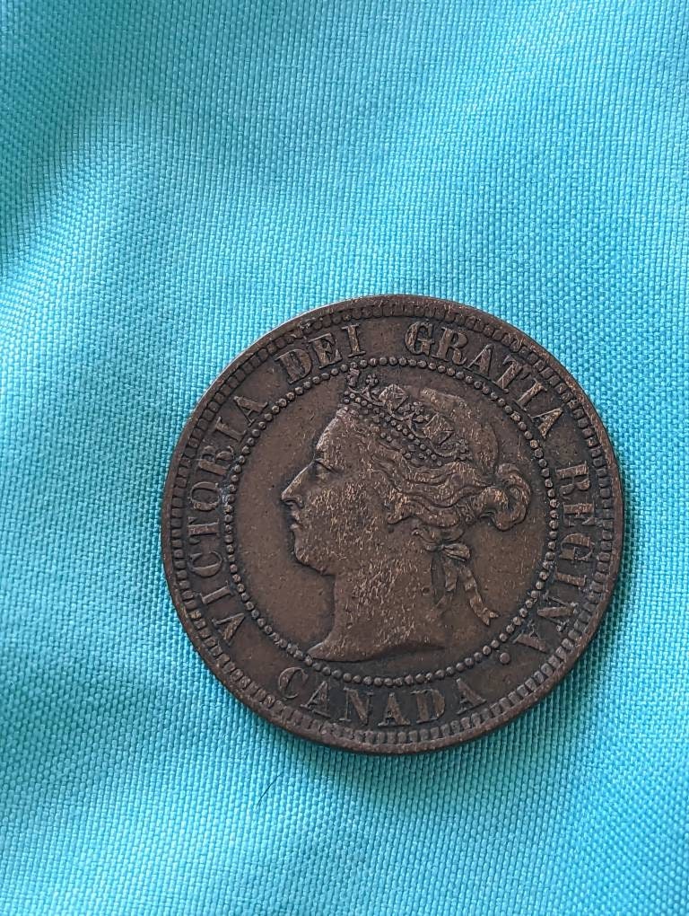 1886 canada queen Victoria large cent, better condition,  rare foreign coin
