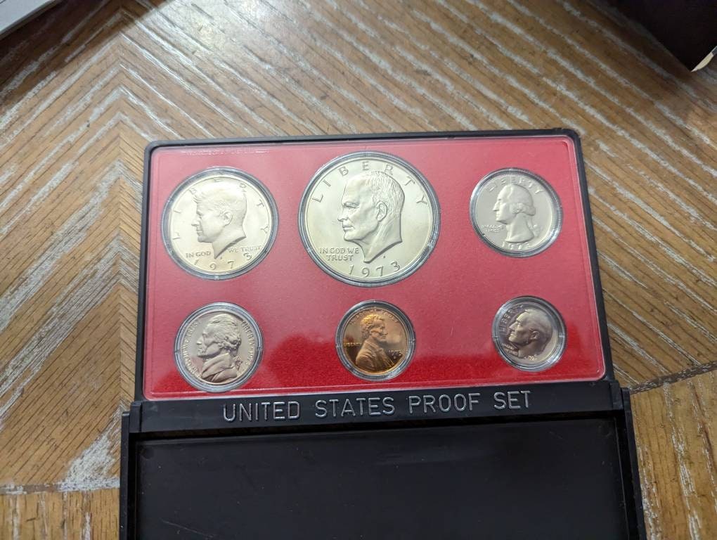 1973 us mint set, better date only place to find 1973 Eisenhower dollars, collectible 1970s mint proof set