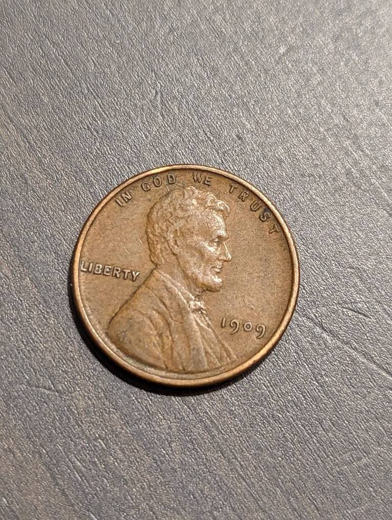 1909 vdb wheat cent very fine or better from my small collection, a historic Lincoln cent